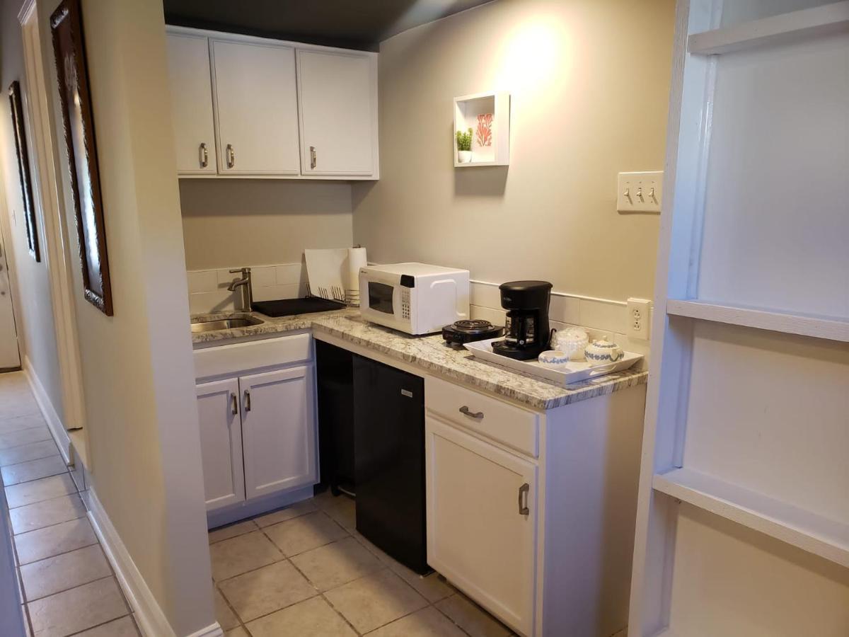 Bright & Spacious Studio Close To Clt Airport Ґастонія Екстер'єр фото